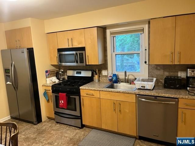 36 River Road Oakland, NJ 07436 - Photo 17 of 23 Gallery Image 17
