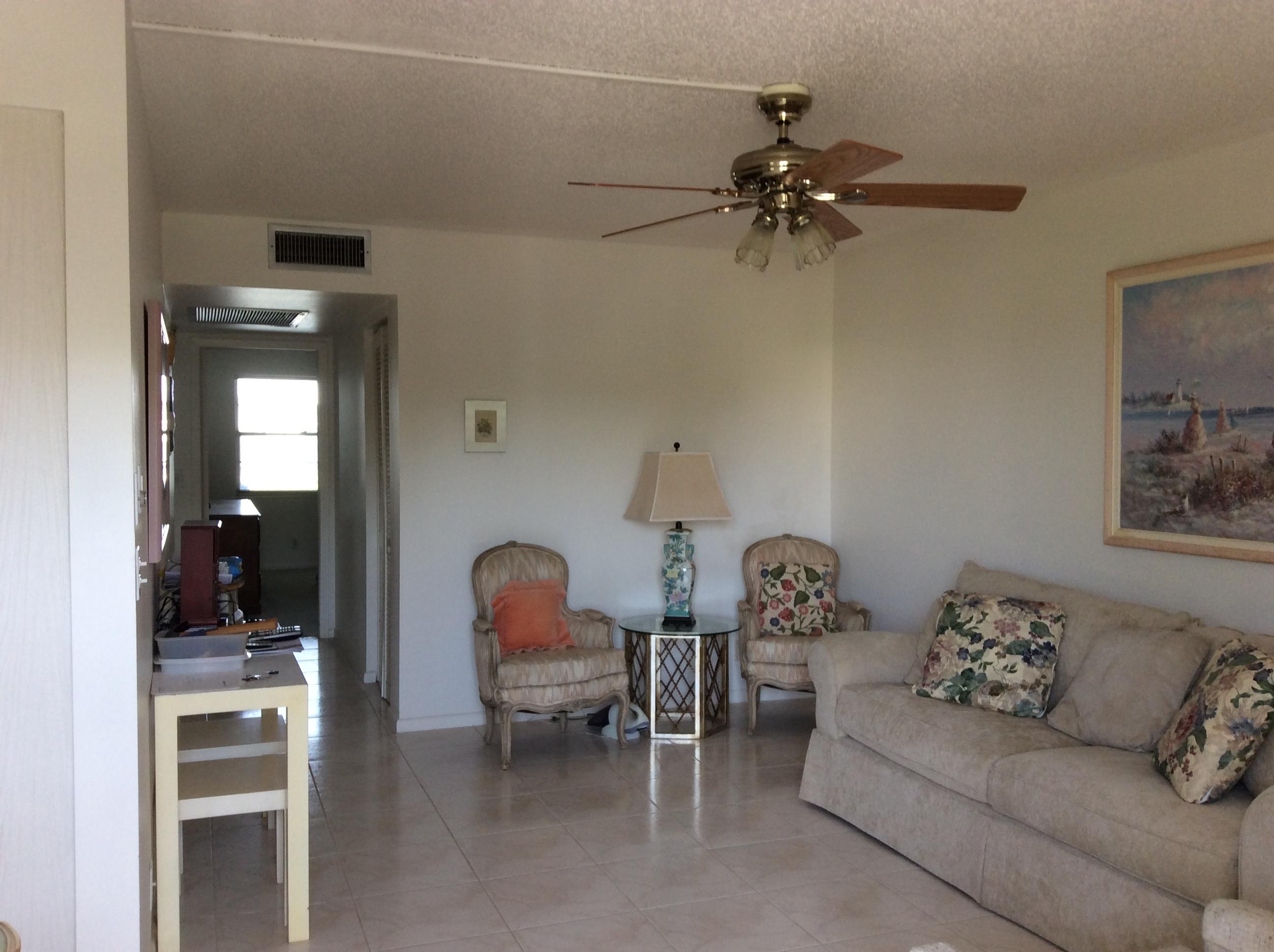 3031 Rexford B Boca Raton, FL 33434 - Photo 4 of 12 Living Room