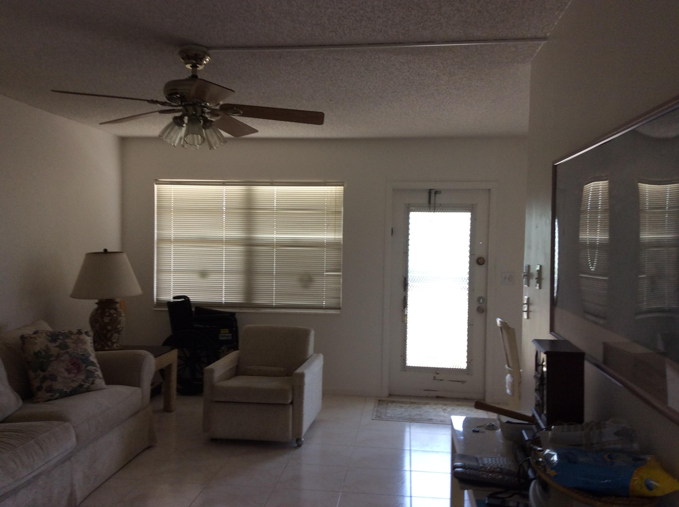 3031 Rexford B Boca Raton, FL 33434 - Photo 5 of 12 Living Room