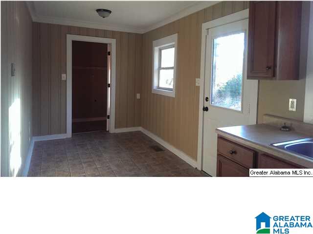 237 Sun Valley Road Birmingham, AL 35215 - Photo 4 of 10 Gallery Image 4