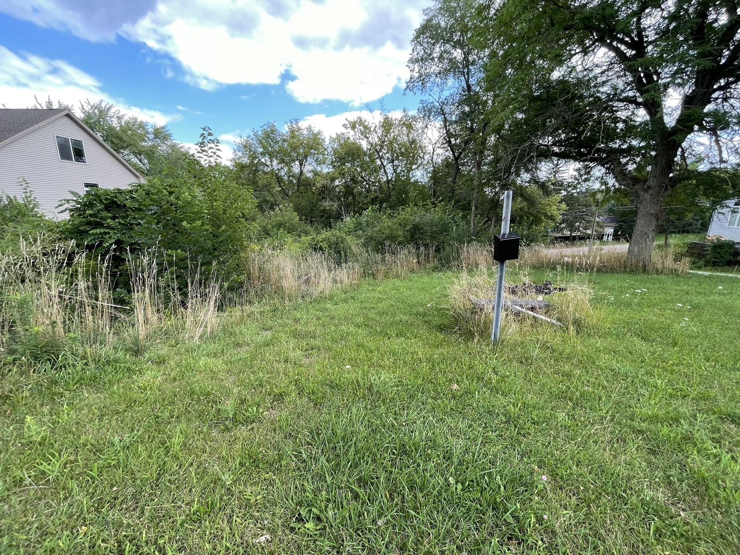 1 Ash Drive Oakwood Hills, IL 60013 - Photo 1 of 9