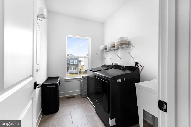 $749,000 | 360 Nighthawk Drive, Middletown, DE 19709