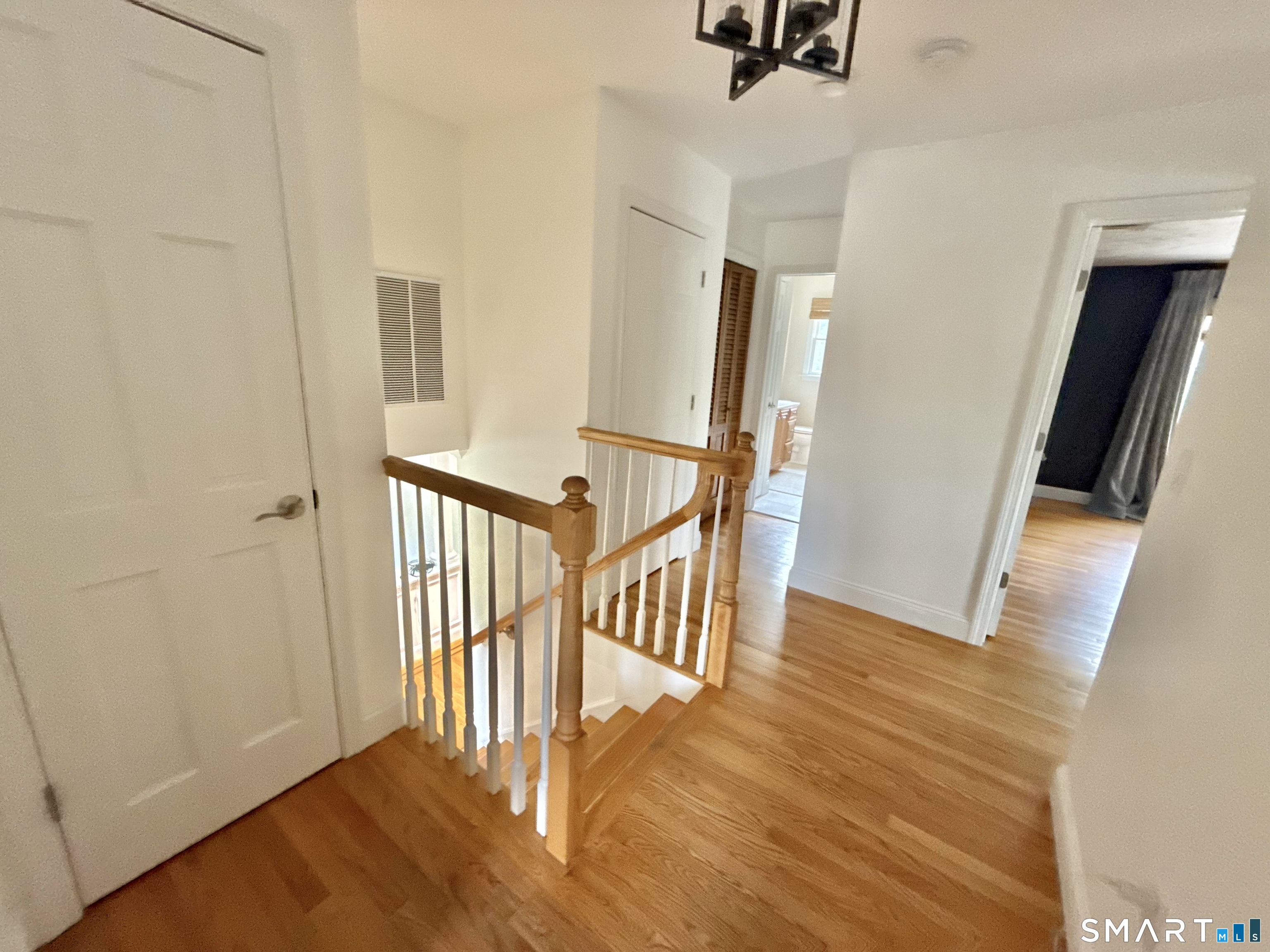 23 Welch Road North Haven, CT 06473 - Photo 7 of 36 Upstairs