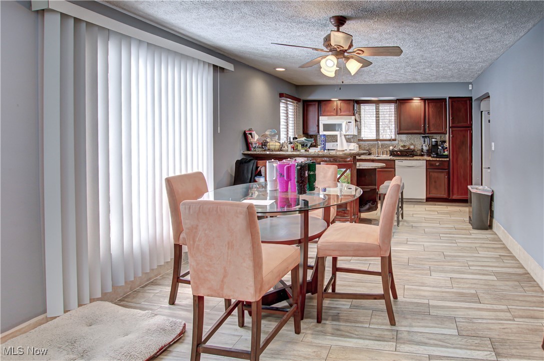 4011 Lancaster Road South Euclid, OH 44121 - Photo 4 of 21