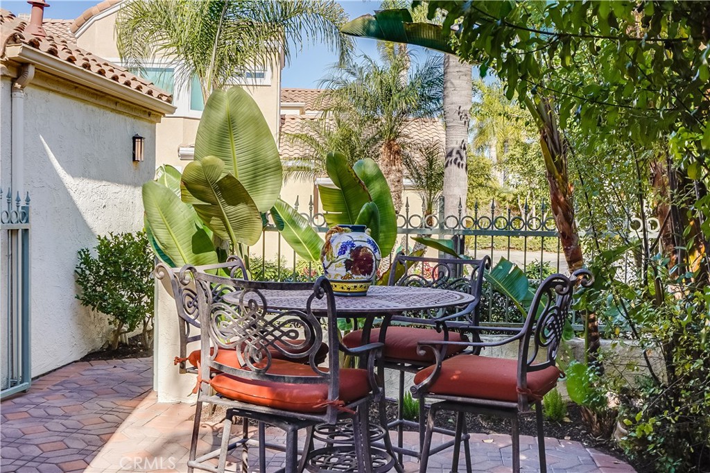6 Marquesa Dana Point, CA 92629 - Photo 14 of 46 a outdoor dining space with furniture