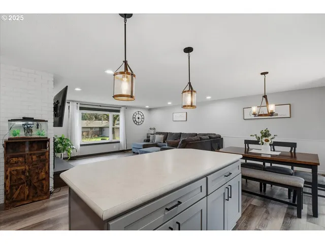 $599,900 | 970 Josephine Street, Oregon City, OR 97045