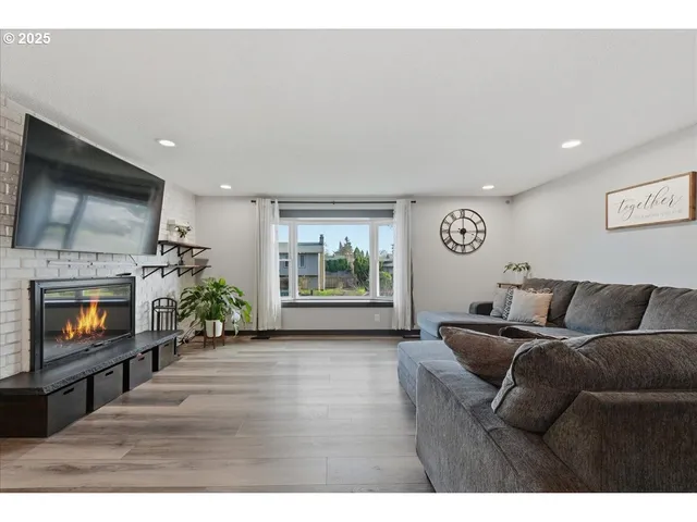 $599,900 | 970 Josephine Street, Oregon City, OR 97045