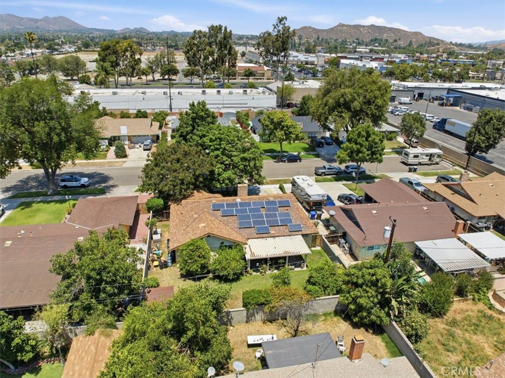 10426 Bonneville Street Riverside, CA 92505 - Photo 25 of 29