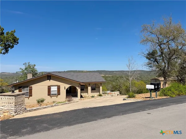 $439,000 | 231 Vip Drive, Canyon Lake, TX 78133