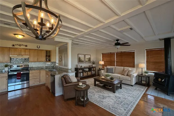 $439,000 | 231 Vip Drive, Canyon Lake, TX 78133