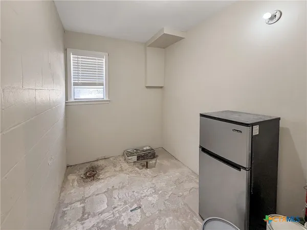 $439,000 | 231 Vip Drive, Canyon Lake, TX 78133