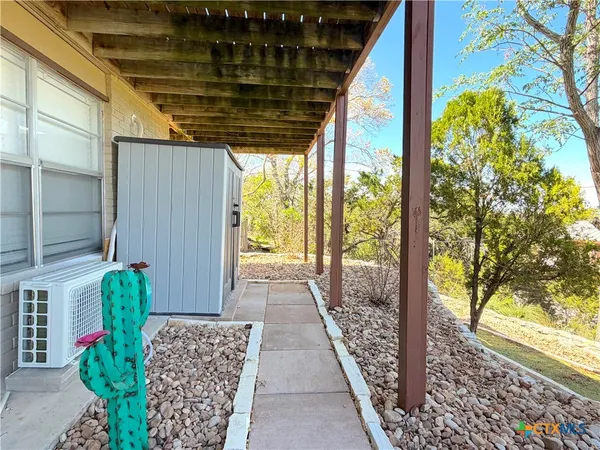 $439,000 | 231 Vip Drive, Canyon Lake, TX 78133