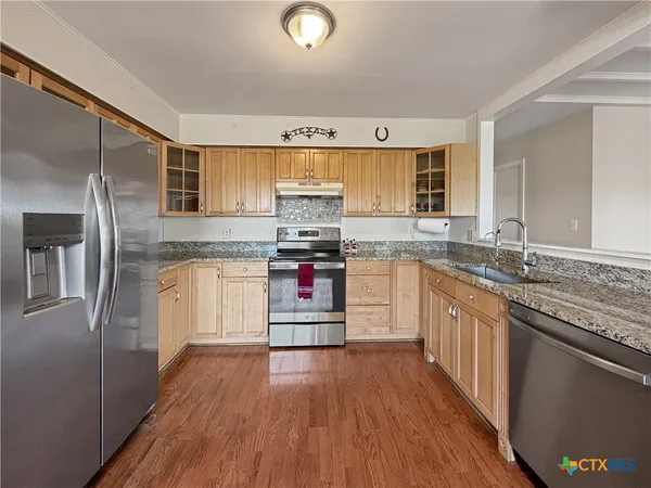 $439,000 | 231 Vip Drive, Canyon Lake, TX 78133