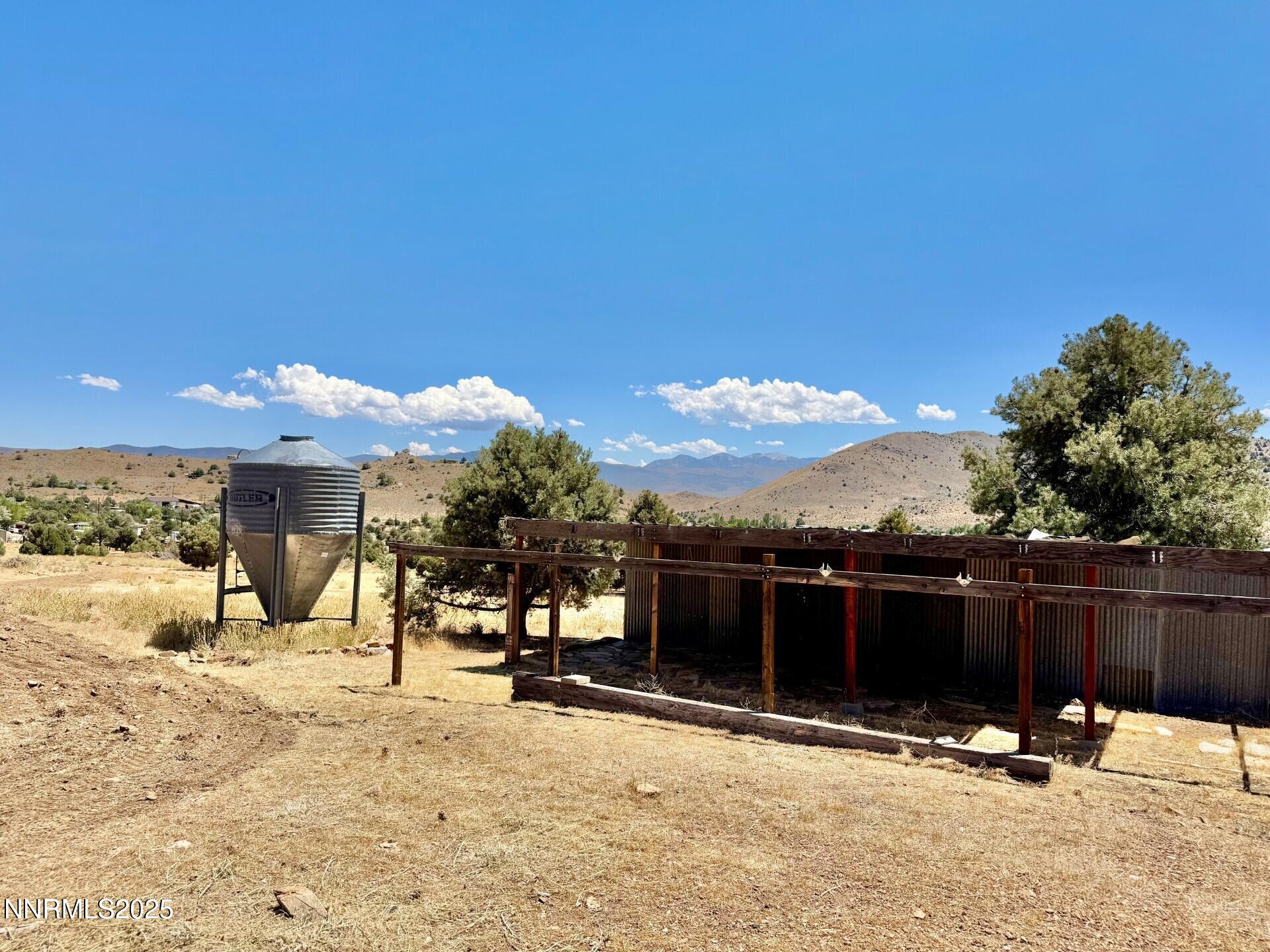 1400 Breccia Road Wellington, NV 89444 - Photo 11 of 14 a view of a backyard of the house
