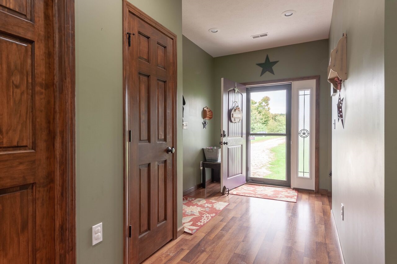 7870 South Breeden Road Bloomington, IN 47403 - Photo 2 of 30