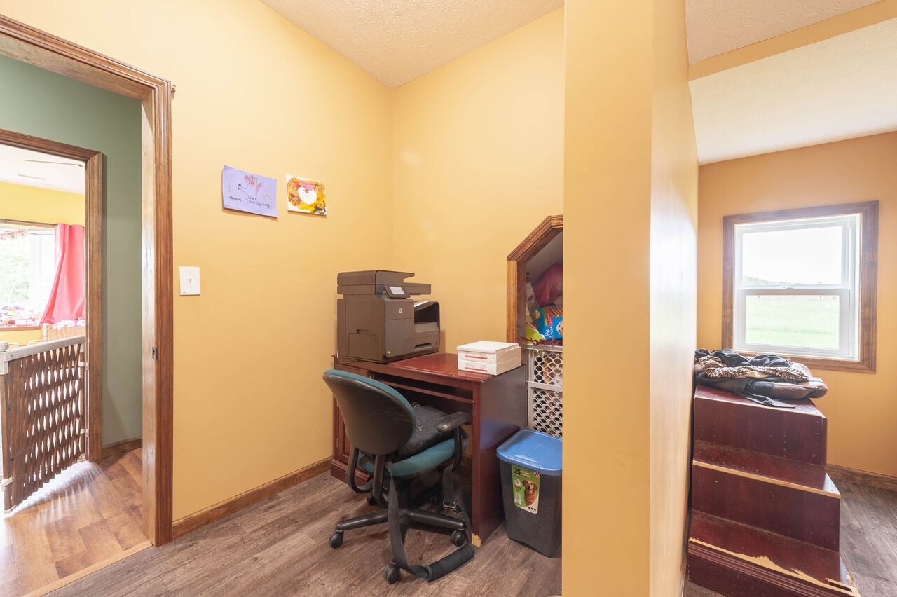 7870 South Breeden Road Bloomington, IN 47403 - Photo 22 of 30
