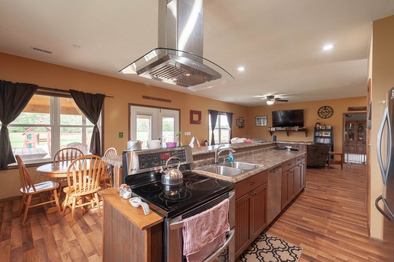 7870 South Breeden Road Bloomington, IN 47403 - Photo 5 of 30