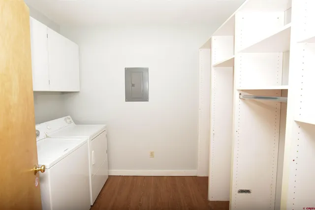 a view of utility room with washer and dryer