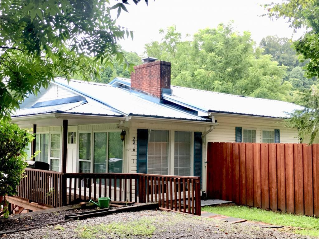 2819 McKinley Road, Unit 4 Johnson City, TN 37604 - Photo 1 of 1 image (1)