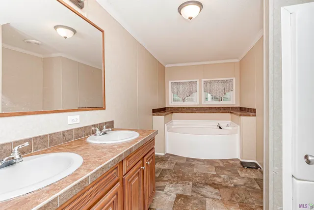 $221,760 | 12780 Polly Drive, Walker, LA 70785