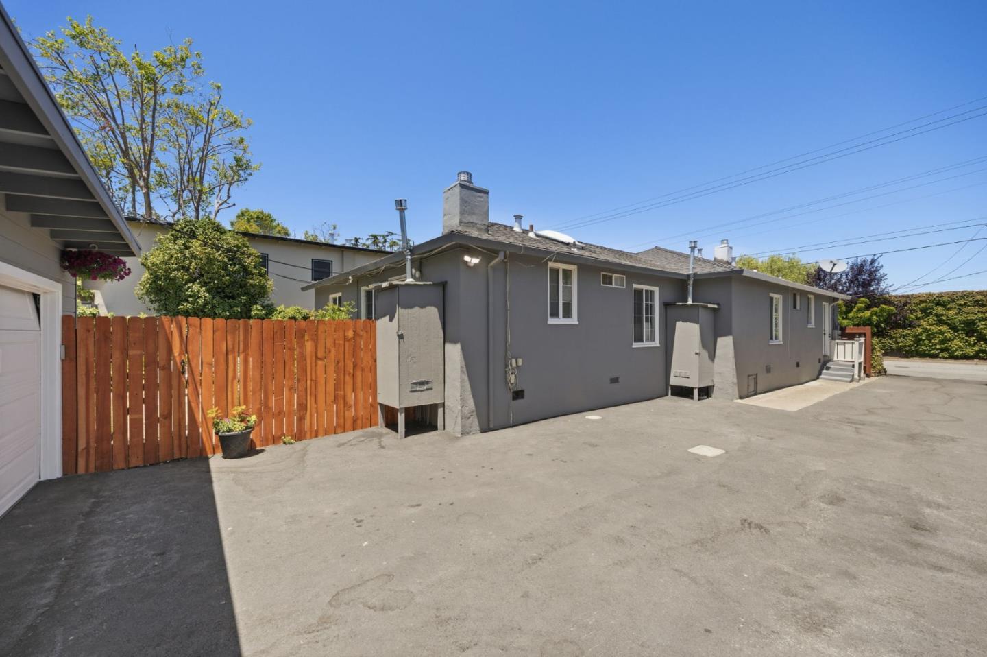 545 Rollins Road Burlingame, CA 94010 - Photo 13 of 38