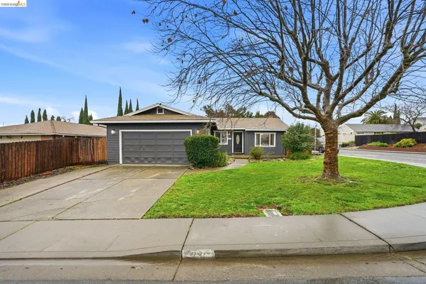 $499,999 | 23 Shasta Drive, Rio Vista, CA 94571