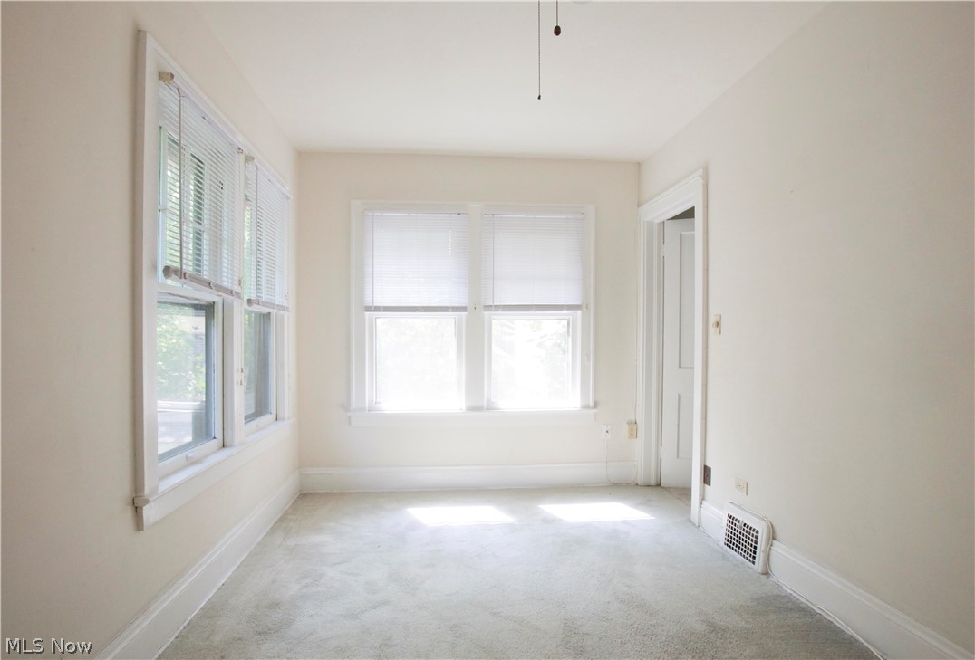 2954 East Derbyshire Road Cleveland, OH 44118 - Photo 14 of 22 Second Floor tandem