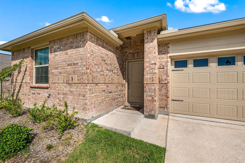 3200 Willow Terrace Lane Anna, TX 75409 - Photo 11 of 40 a front view of a house with a yard