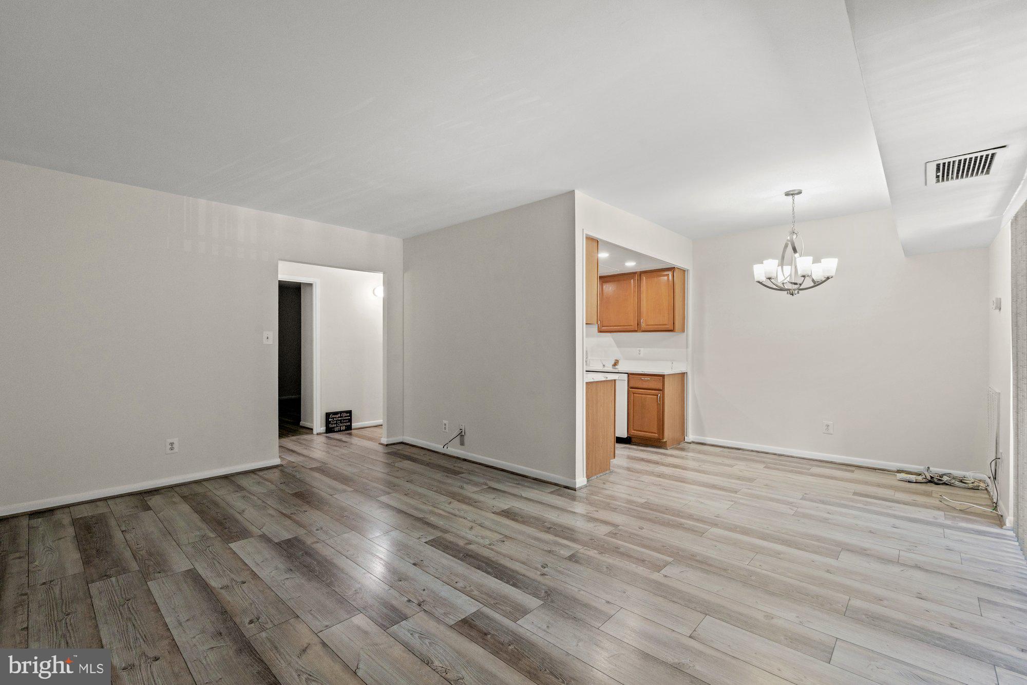 Living/Dining