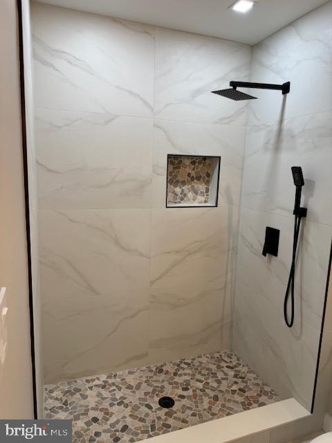 1901 Ridge Road Haymarket, VA 20169 - Photo 37 of 52 a bathroom with a shower