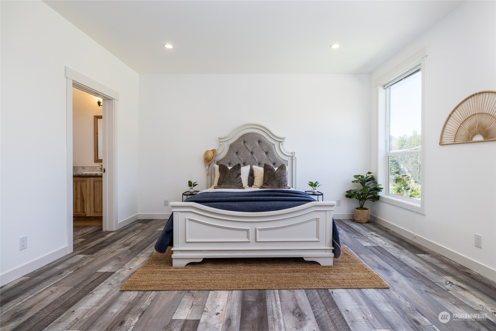 1766 Azure Way Bellingham, WA 98229 - Photo 18 of 28 Gallery Image 18