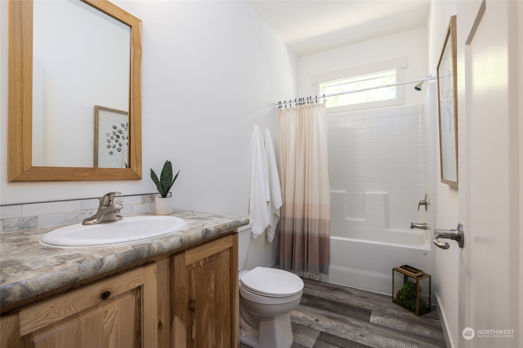 1766 Azure Way Bellingham, WA 98229 - Photo 24 of 28 Gallery Image 24