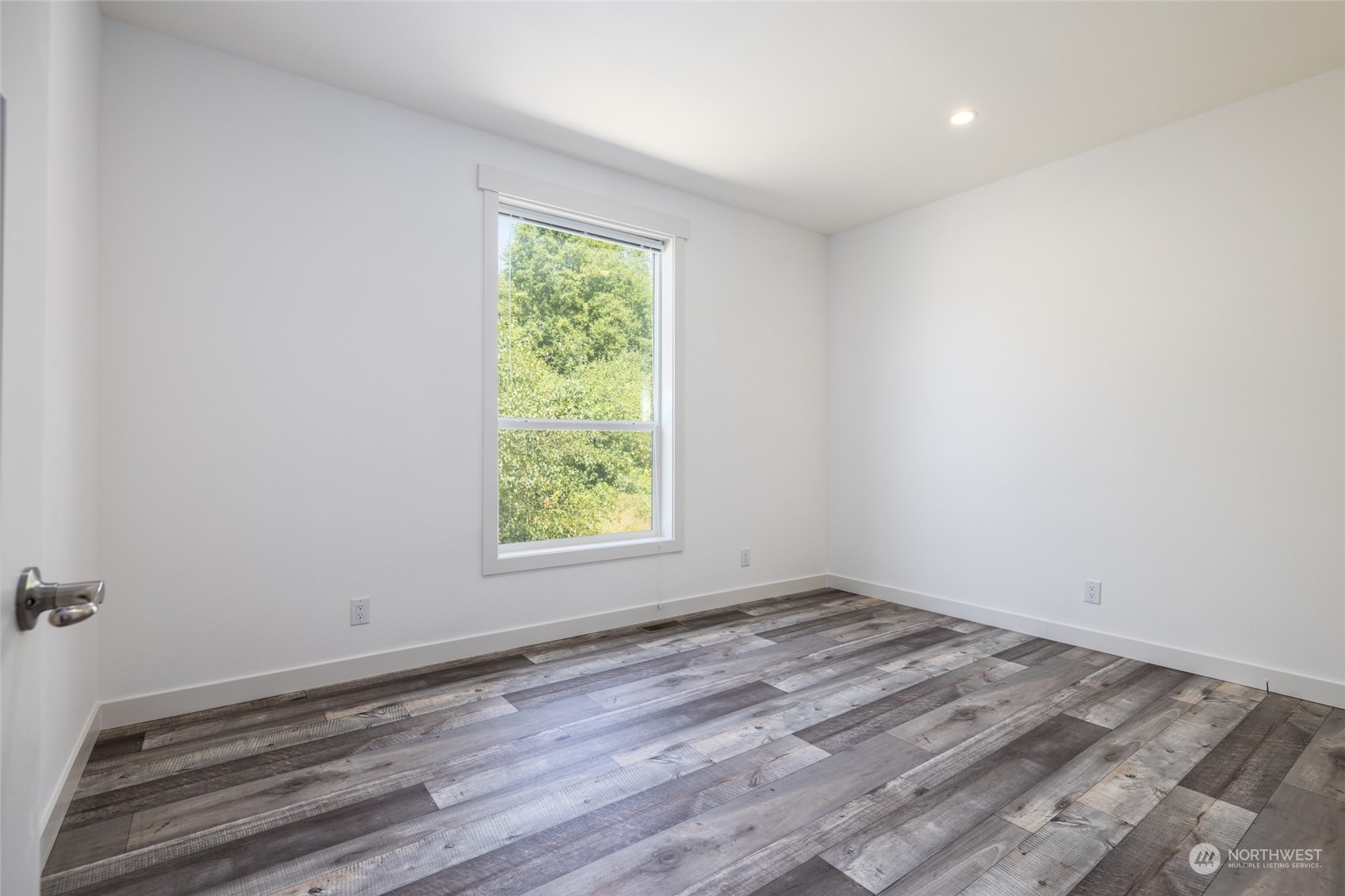 1766 Azure Way Bellingham, WA 98229 - Photo 26 of 28 Gallery Image 26