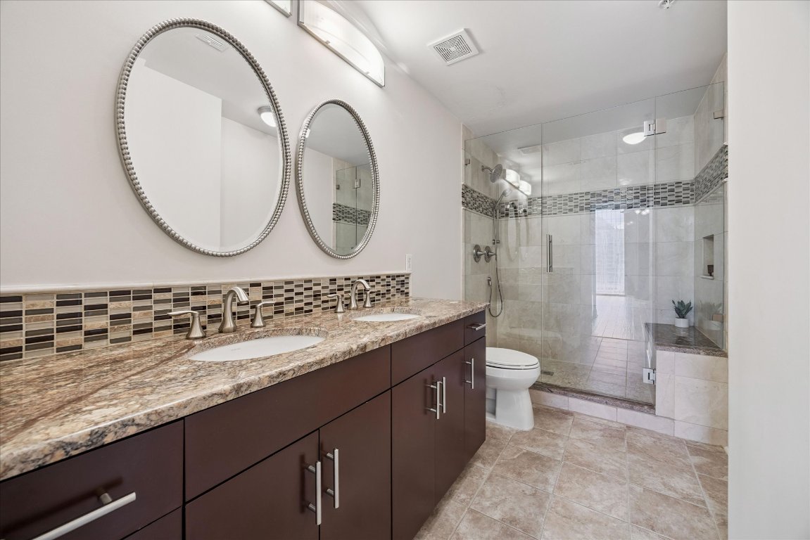 360 Nueces Street, Unit 1411 Austin, TX 78701 - Photo 20 of 38 Updated primary bath