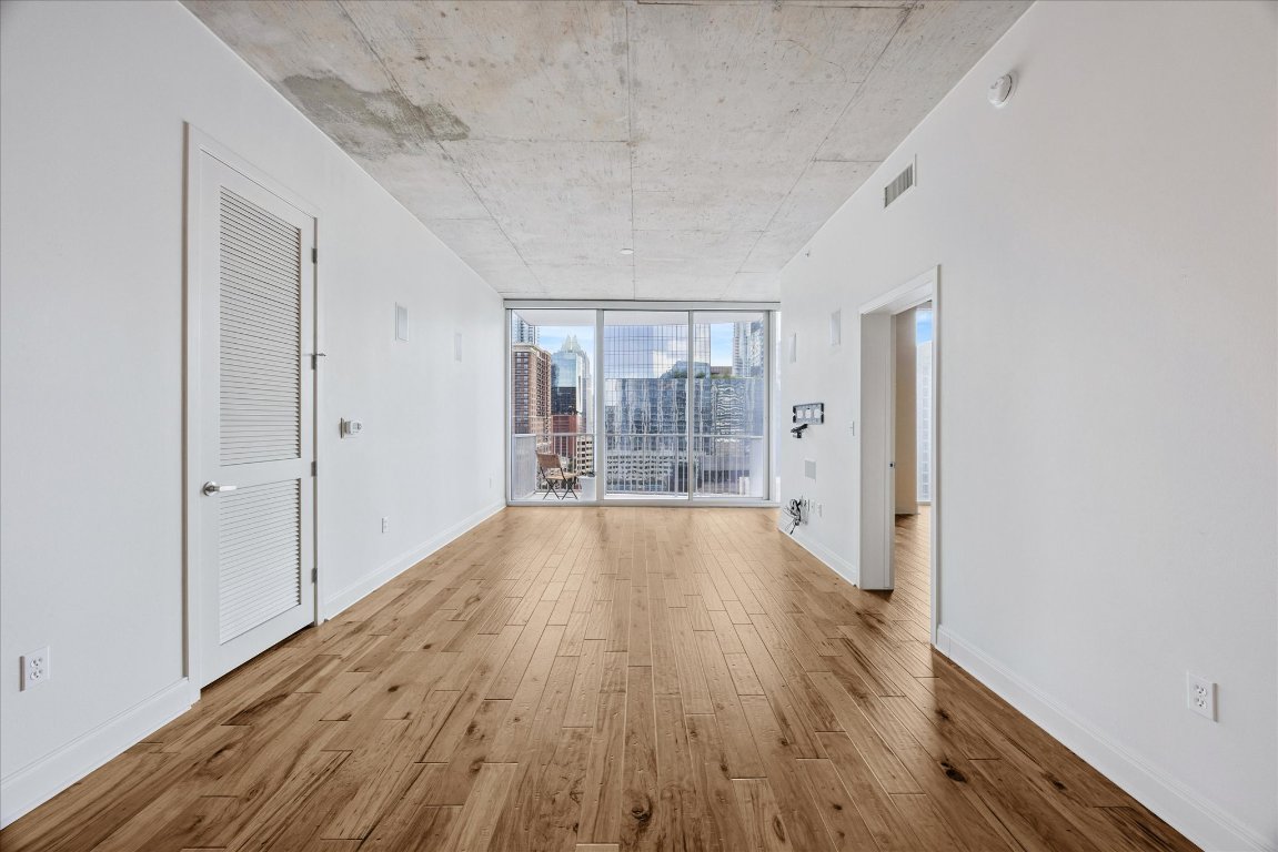 360 Nueces Street, Unit 1411 Austin, TX 78701 - Photo 7 of 38