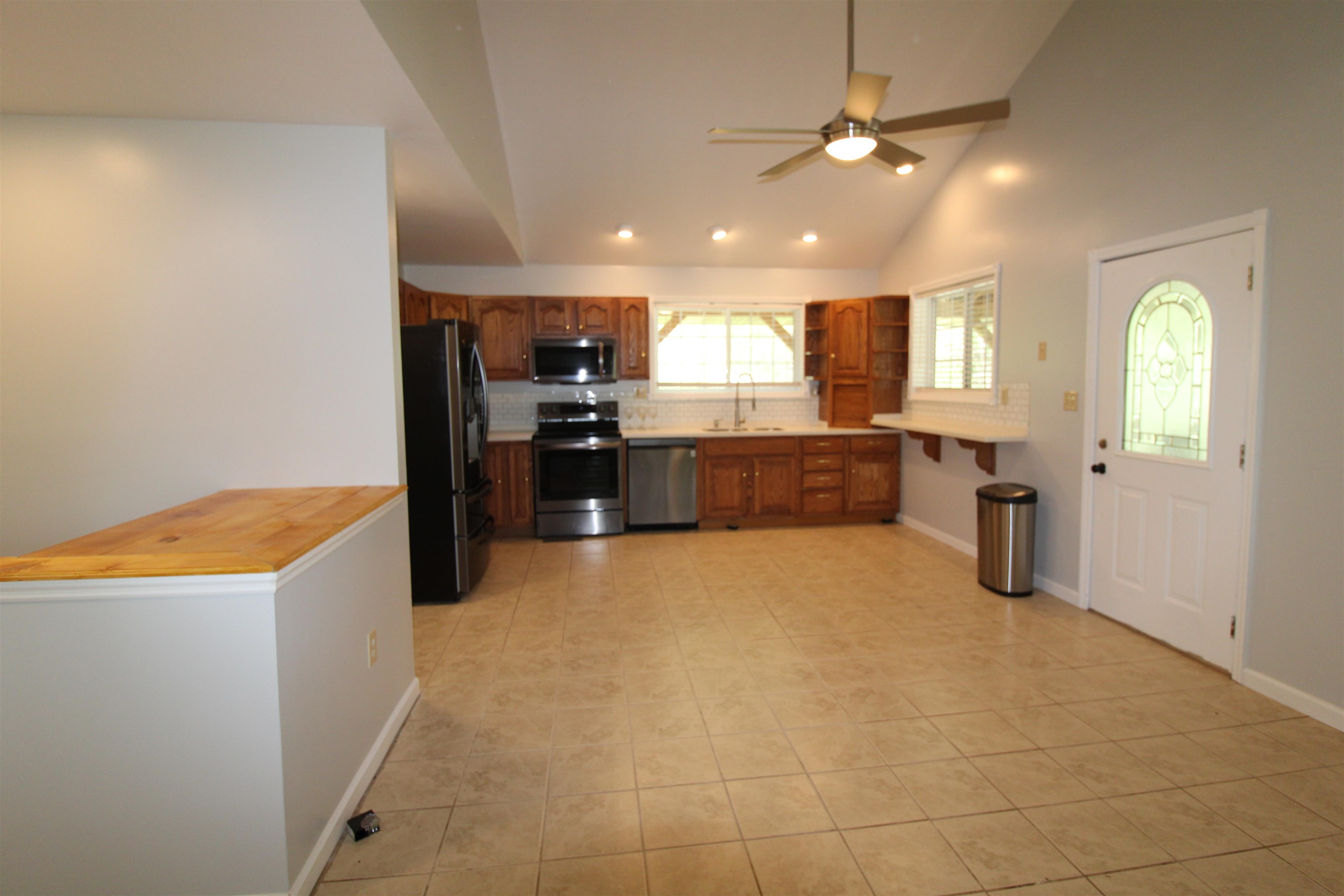 2231 Long Branch Road Louisa, KY 41230 - Photo 18 of 45 Gallery Image 18