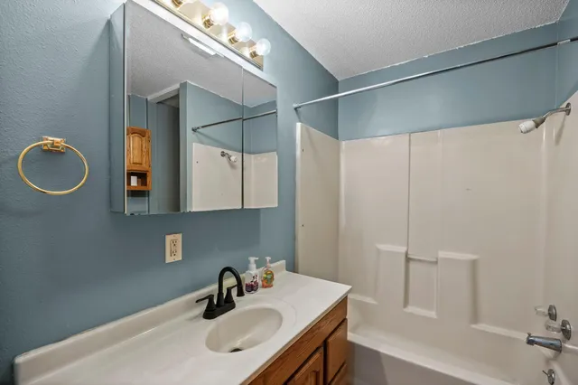 $215,000 | 312 North Washington Street, St. Croix Falls, WI 54024