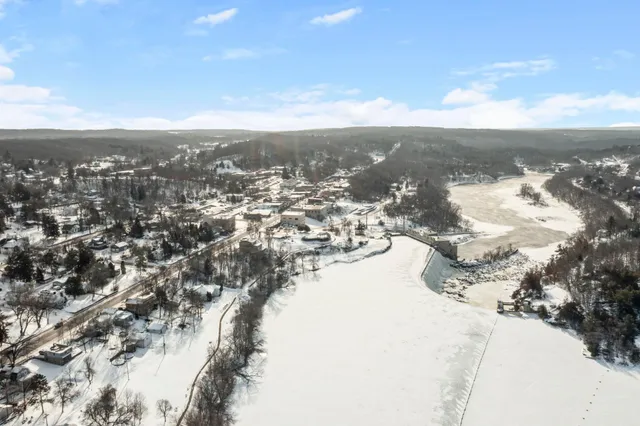 $215,000 | 312 North Washington Street, St. Croix Falls, WI 54024