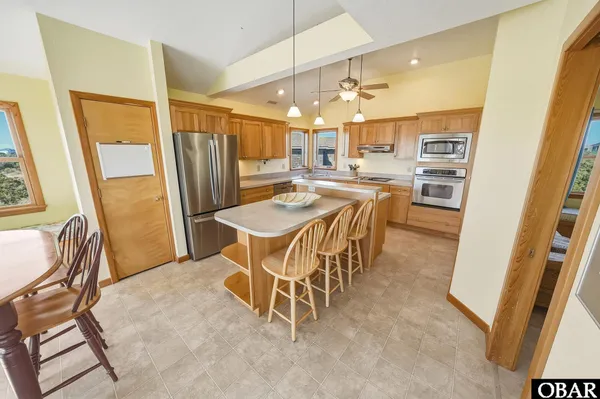 $499,000 | 42187 Shallow Point Drive, Avon, NC 27915