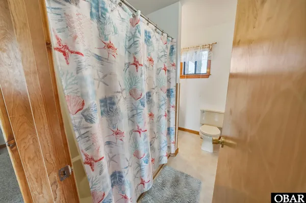 $499,000 | 42187 Shallow Point Drive, Avon, NC 27915