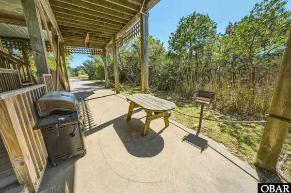 $499,000 | 42187 Shallow Point Drive, Avon, NC 27915