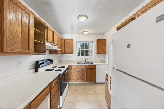 $225,000 | 3993 South Cramer Circle, Bloomington, IN 47403