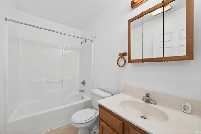 $225,000 | 3993 South Cramer Circle, Bloomington, IN 47403