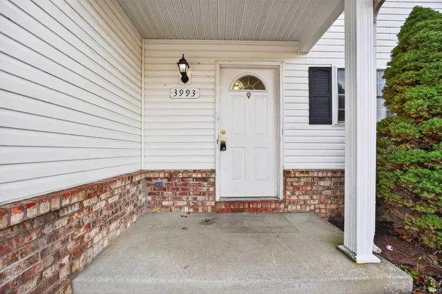 $225,000 | 3993 South Cramer Circle, Bloomington, IN 47403