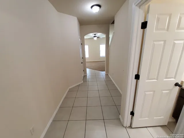 $1,495 | 8712 Vista De Nubes, Converse, TX 78109