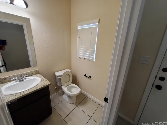 $1,495 | 8712 Vista De Nubes, Converse, TX 78109