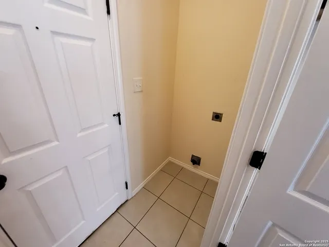 $1,495 | 8712 Vista De Nubes, Converse, TX 78109