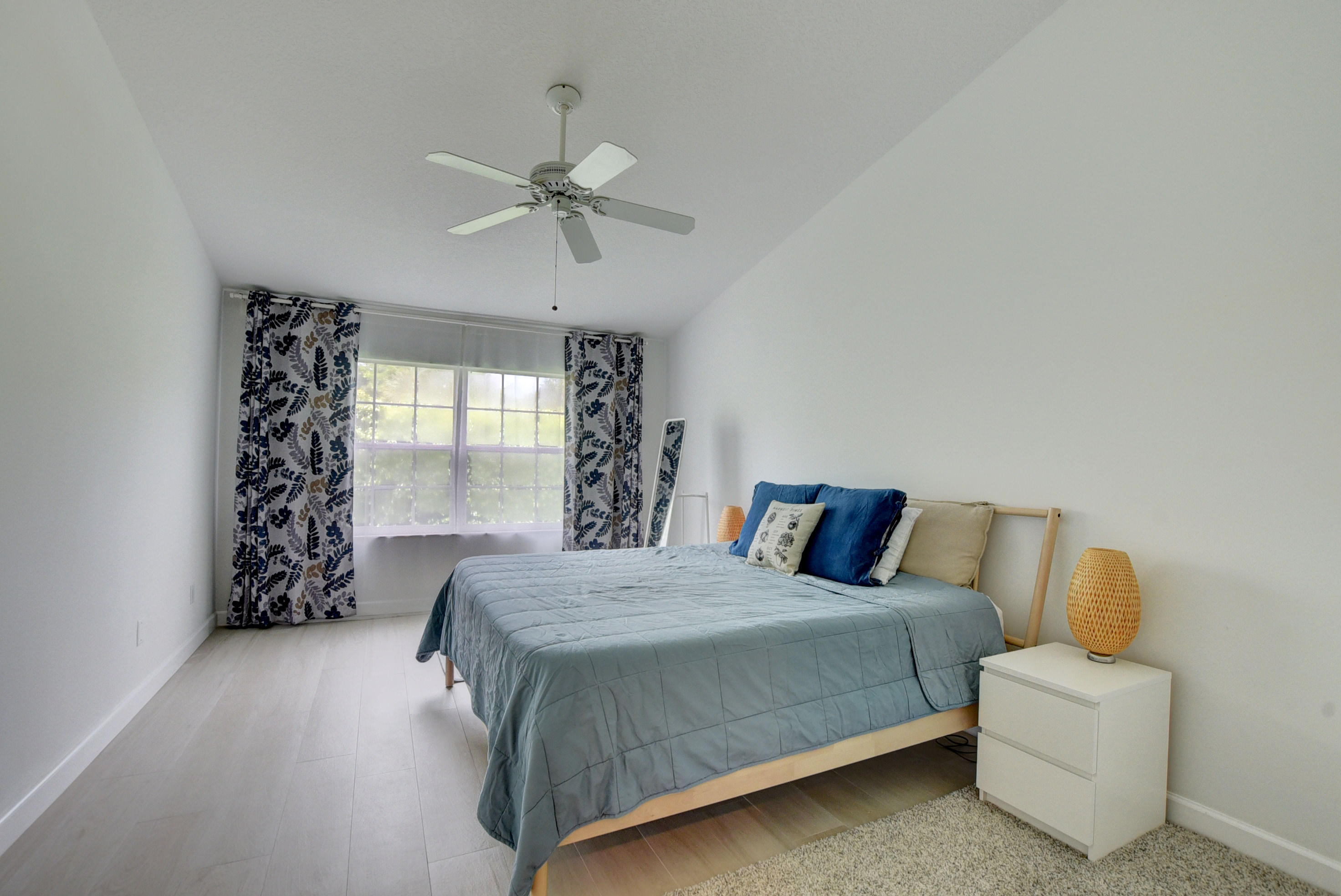 17245 Boca Club Boulevard, Unit 3 Boca Raton, FL 33487 - Photo 23 of 29 23_ebf_0061and4more