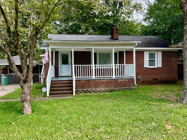$1,800 | 436 Berkley Street Southeast, Aiken, SC 29801