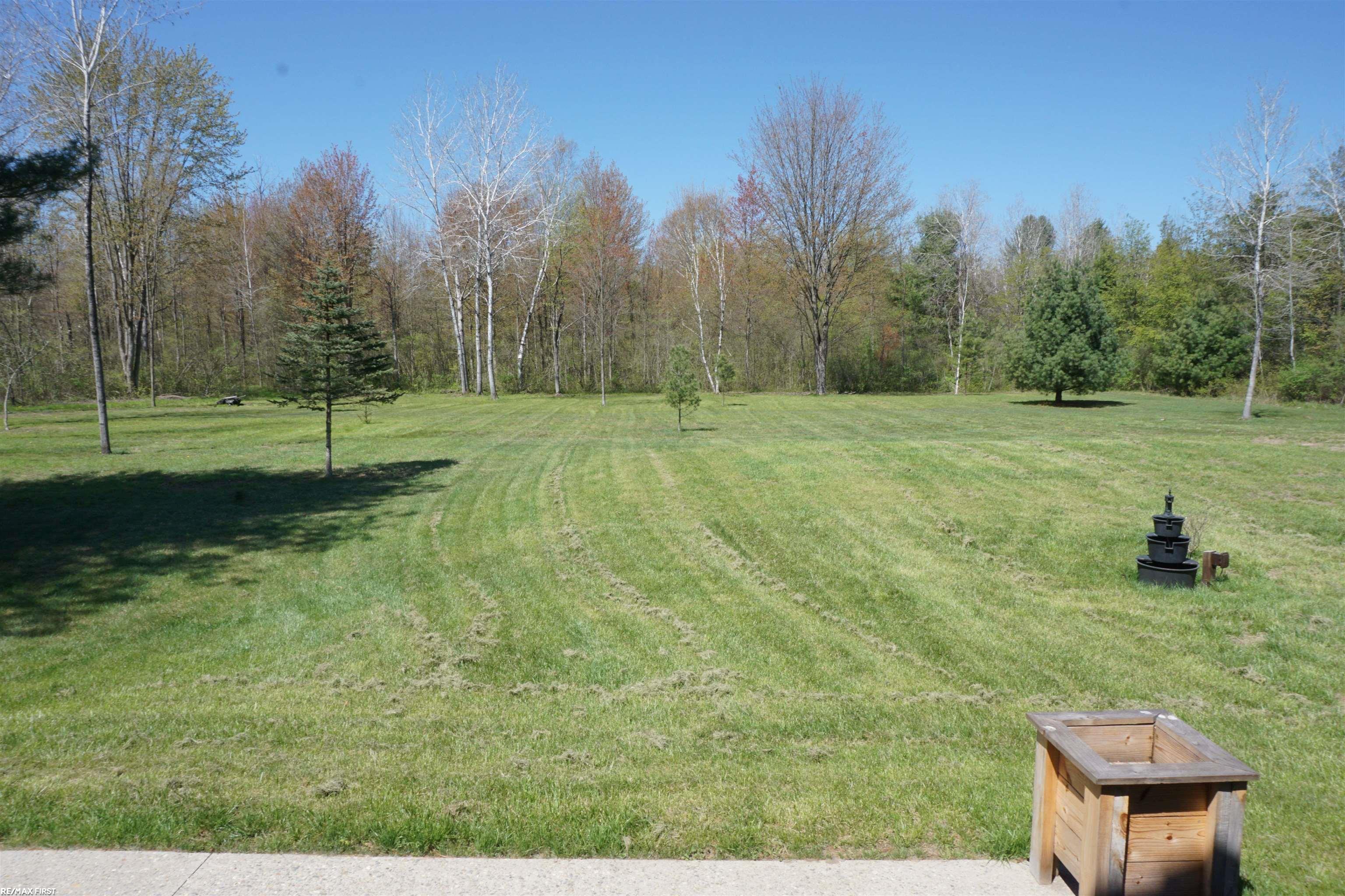 2138 Long Road Beaverton, MI 48612 - Photo 13 of 38